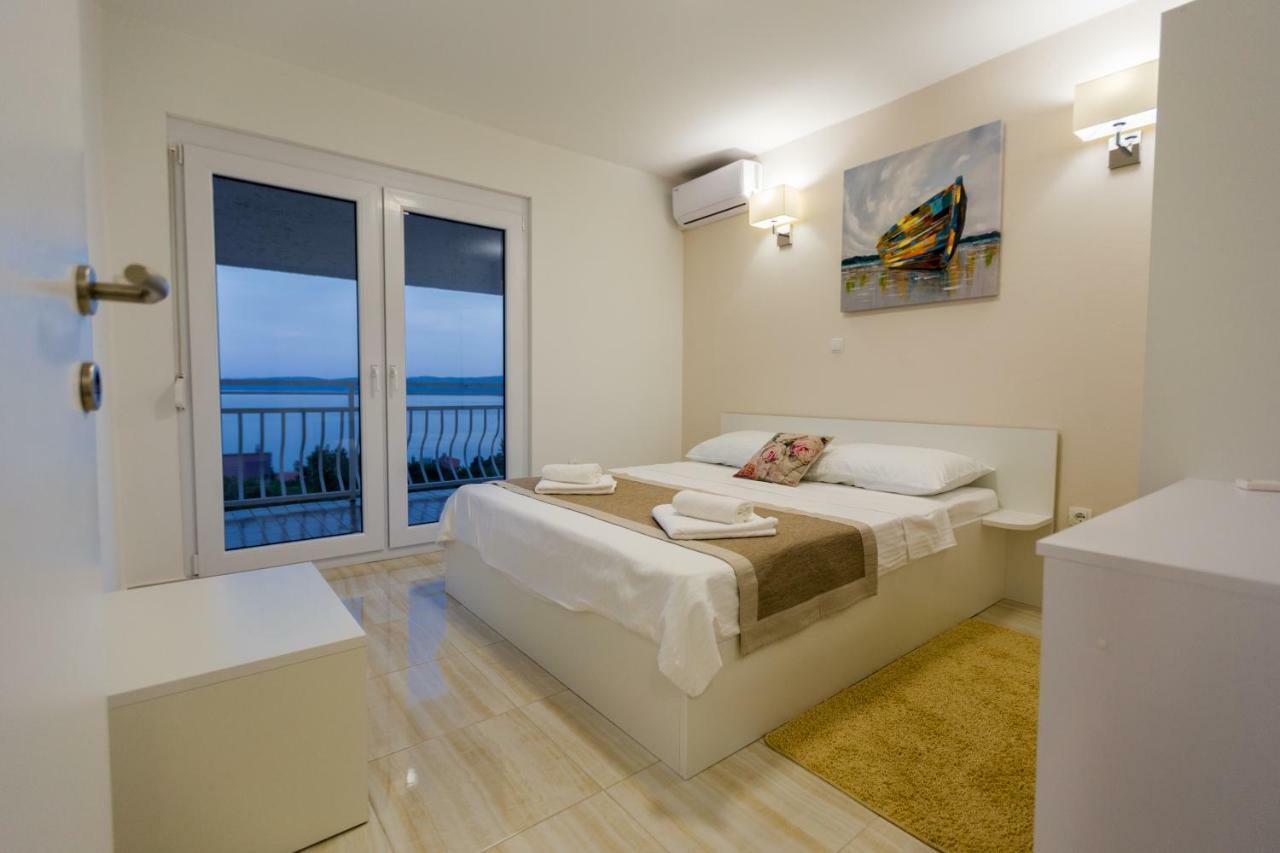 Apartmani Kristijan Crikvenica Exterior photo